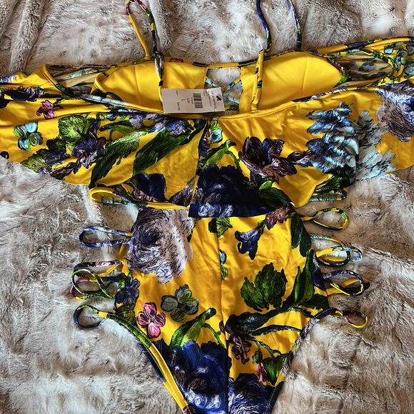 Fashion Nova Swimsuit - Picture 5 of 6